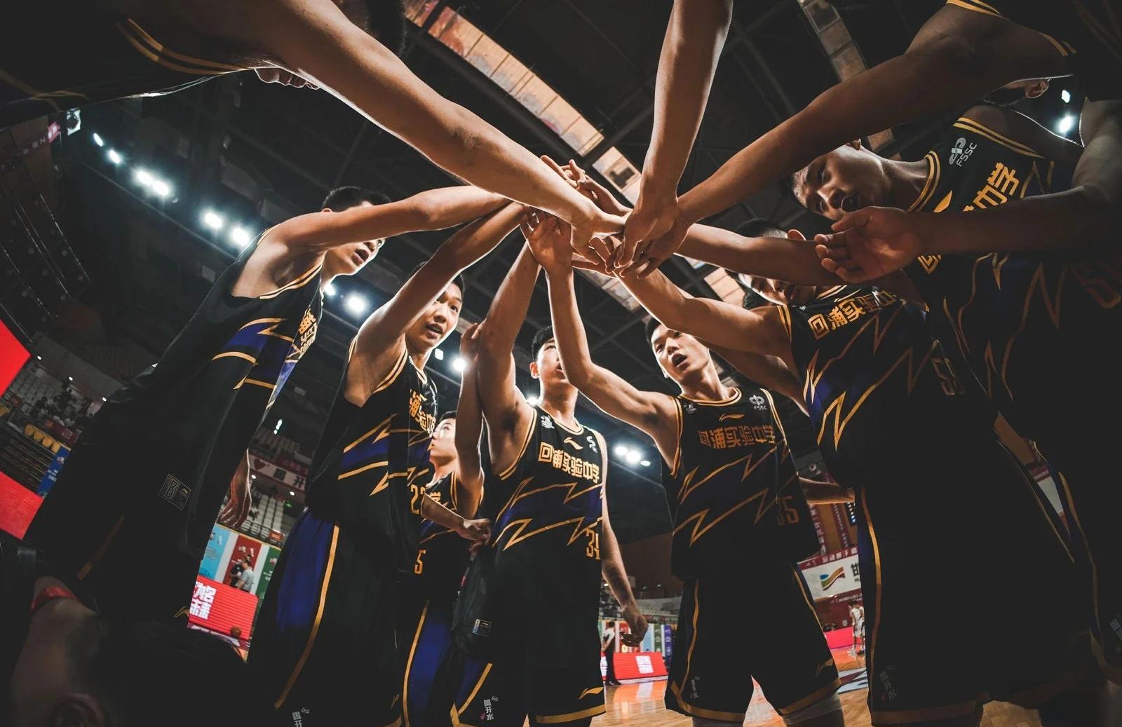 传奇球星再次闪耀赛场,引发狂热的简单介绍 传奇球星再次闪耀赛场,引发狂热的简单介绍