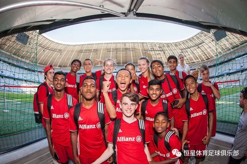 包含备战挑战，亚洲足球明日之星的崭露头角的词条