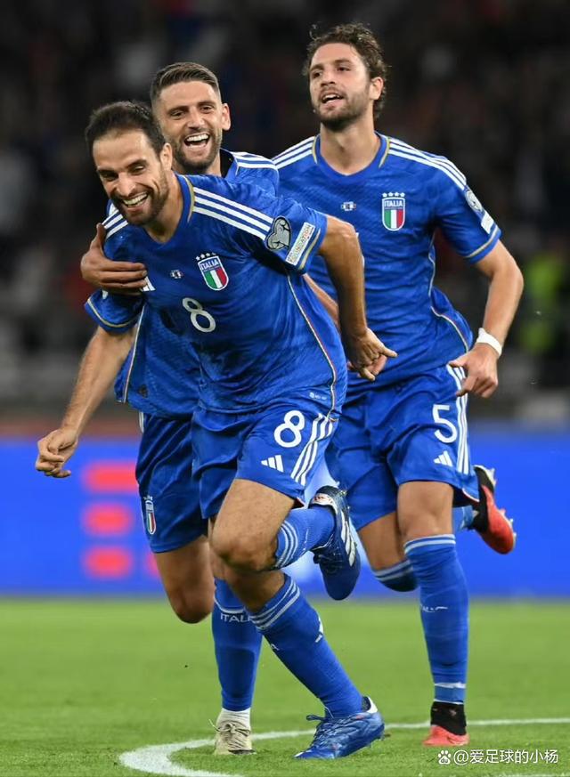 欧国联赛:意大利队在比赛中脱颖而出 欧国联赛:意大利队在比赛中脱颖而出