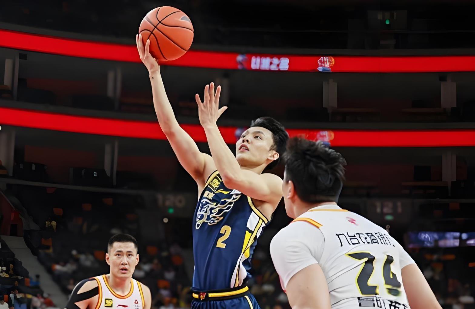 广州富力队球员状态火热，成为球队得分保障的简单介绍