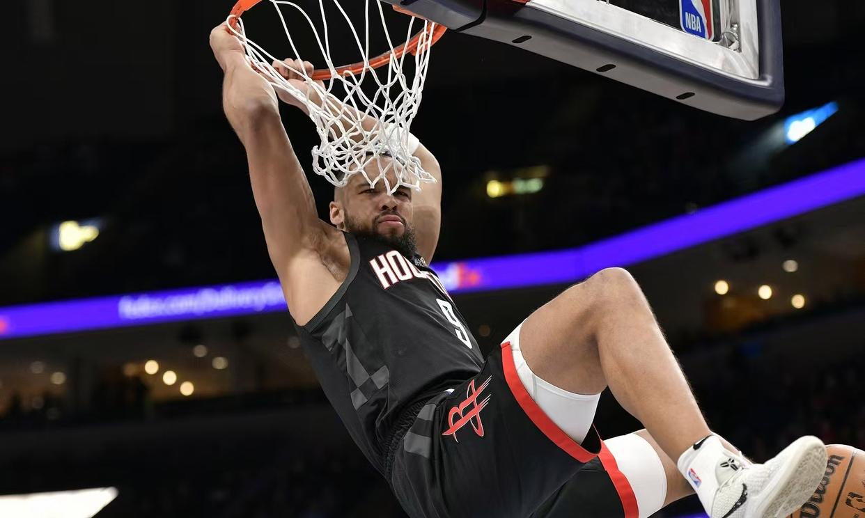 火箭队客场大胜，取得重要胜利